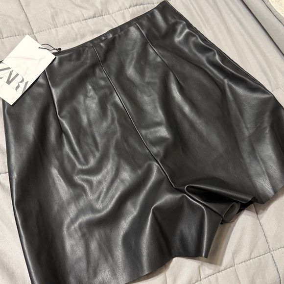 Zara faux leather skort - Picture 5 of 6